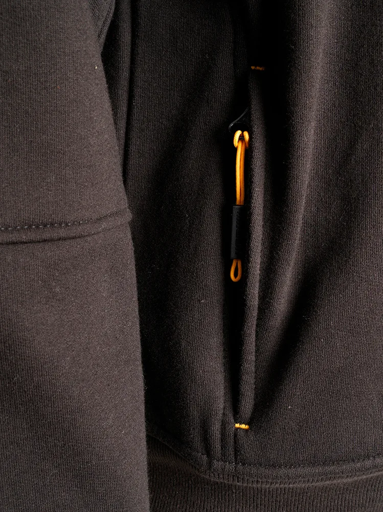 CREWB 1000X1000 3.jpg