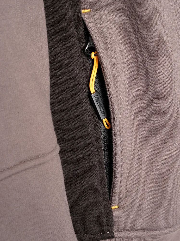 CREWG 1000X1000 4.jpg